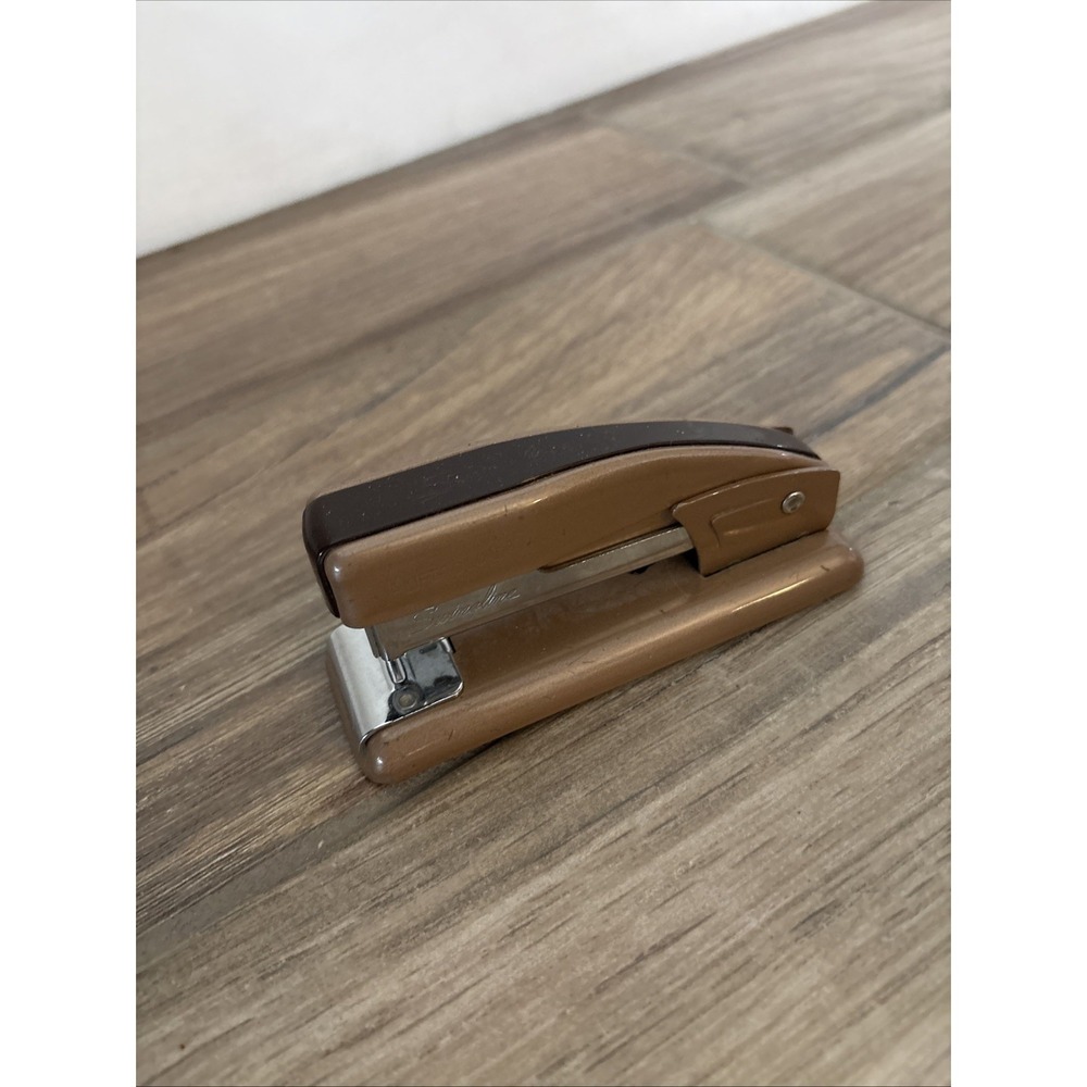 Vintage Swingline 99 Stapler Two Tone Brown Office Desktop Hand Tool Made In USA